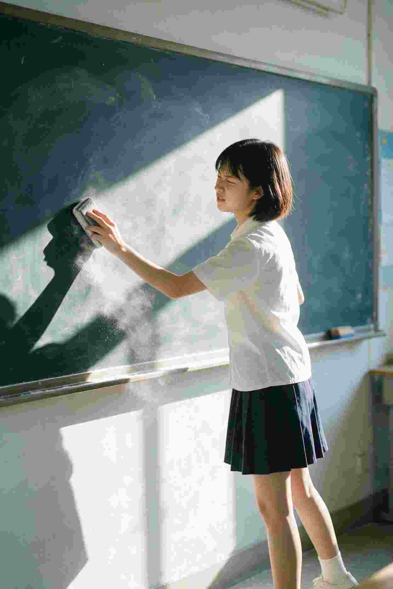 谜团重重